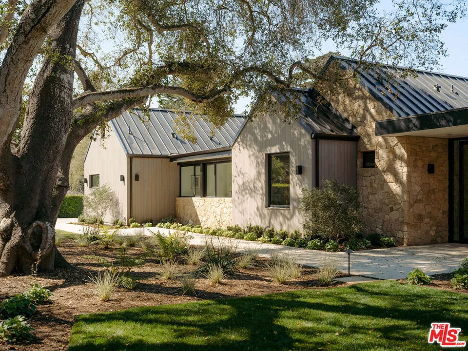 915 Camino Medio Santa Barbara, CA 93110