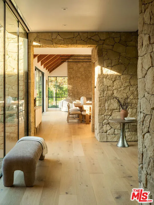 915 Camino Medio Santa Barbara, CA 93110