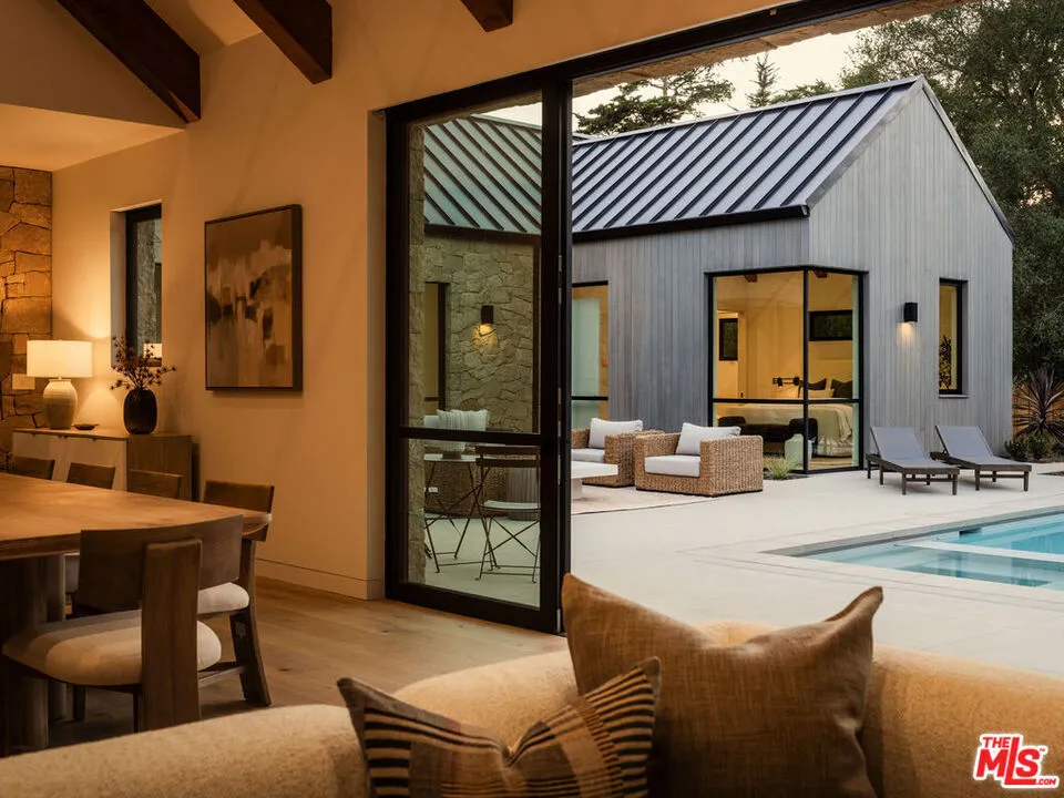 915 Camino Medio Santa Barbara, CA 93110