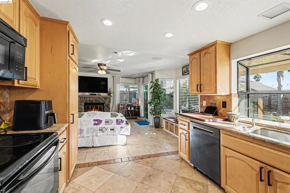 2110 Largo Ct Discovery Bay, CA 94505