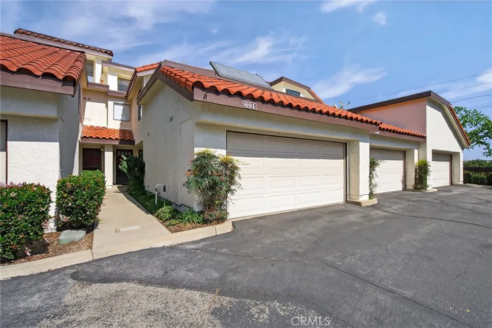 891 Connors Court Claremont, CA 91711