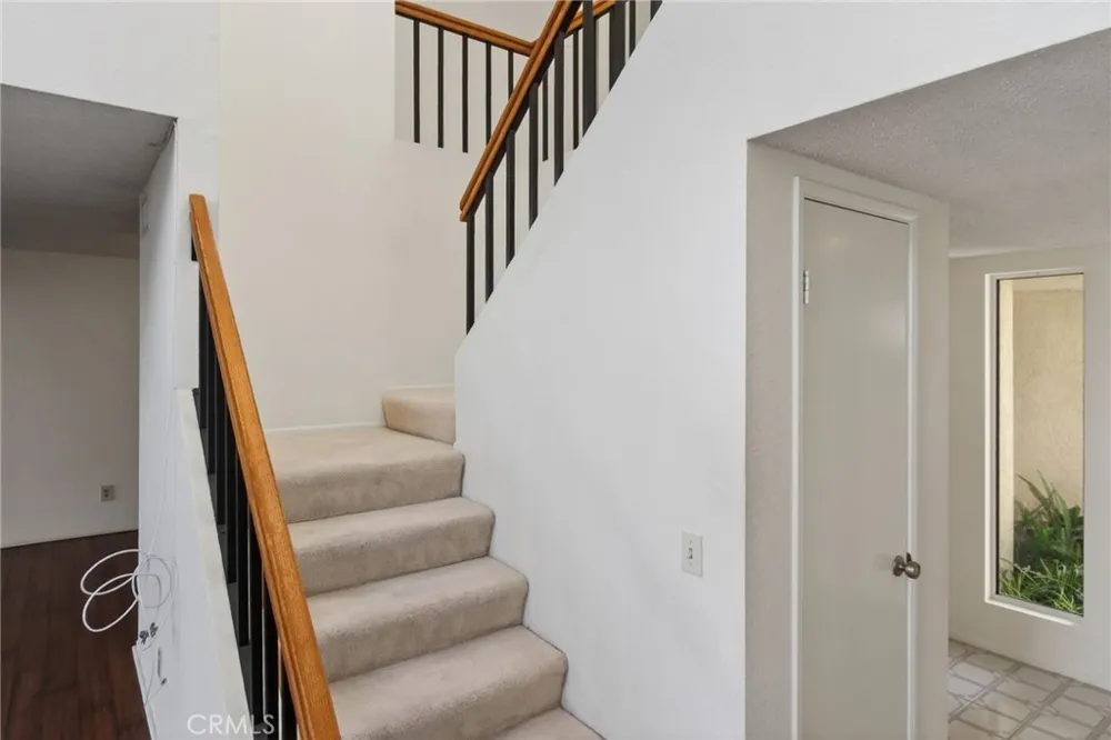 891 Connors Court Claremont, CA 91711
