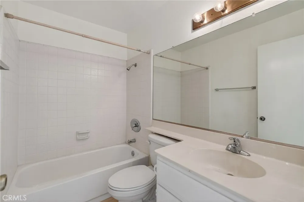 891 Connors Court Claremont, CA 91711