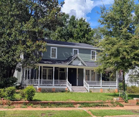 223 E Robert Toombs Avenue