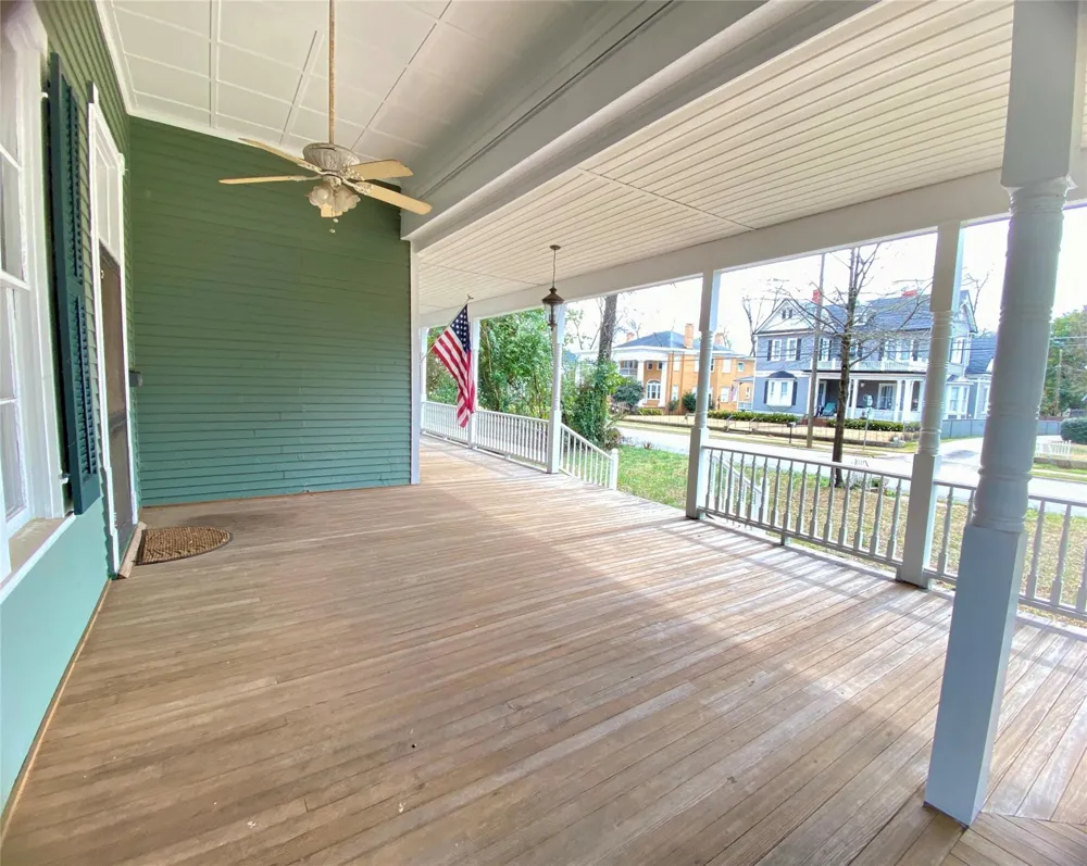 223 E Robert Toombs Avenue Washington, GA 30673