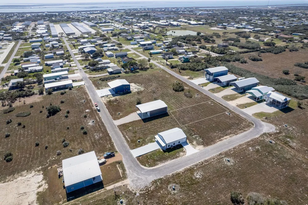 36 Easy St Port O Connor, TX 77982