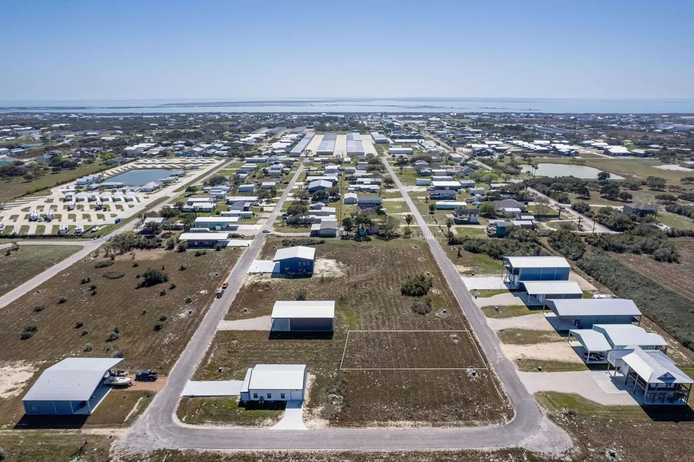 36 Easy St Port O Connor, TX 77982