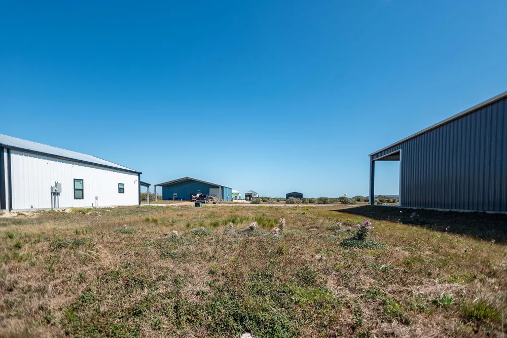33 Carrie St Port O Connor, TX 77982