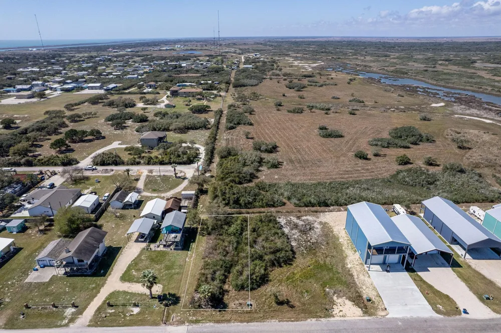 1 Easy St Port O Connor, TX 77982