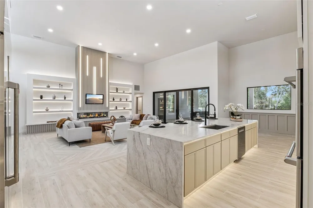 1447 BIRD ROAD Winter Springs, FL 32708