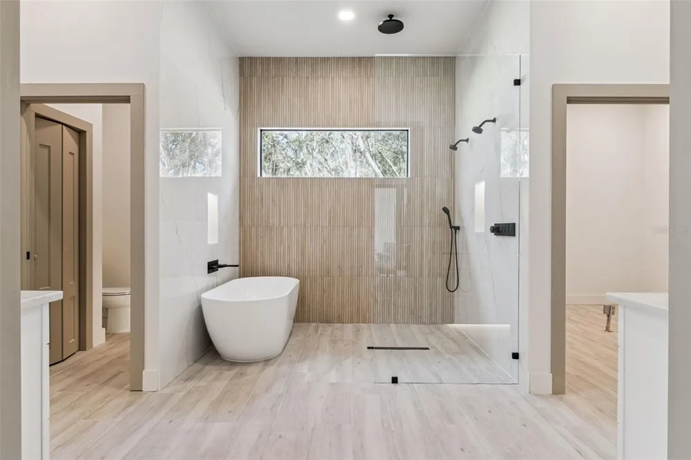1447 BIRD ROAD Winter Springs, FL 32708