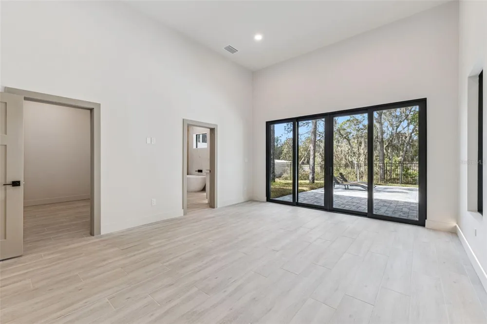 1447 BIRD ROAD Winter Springs, FL 32708