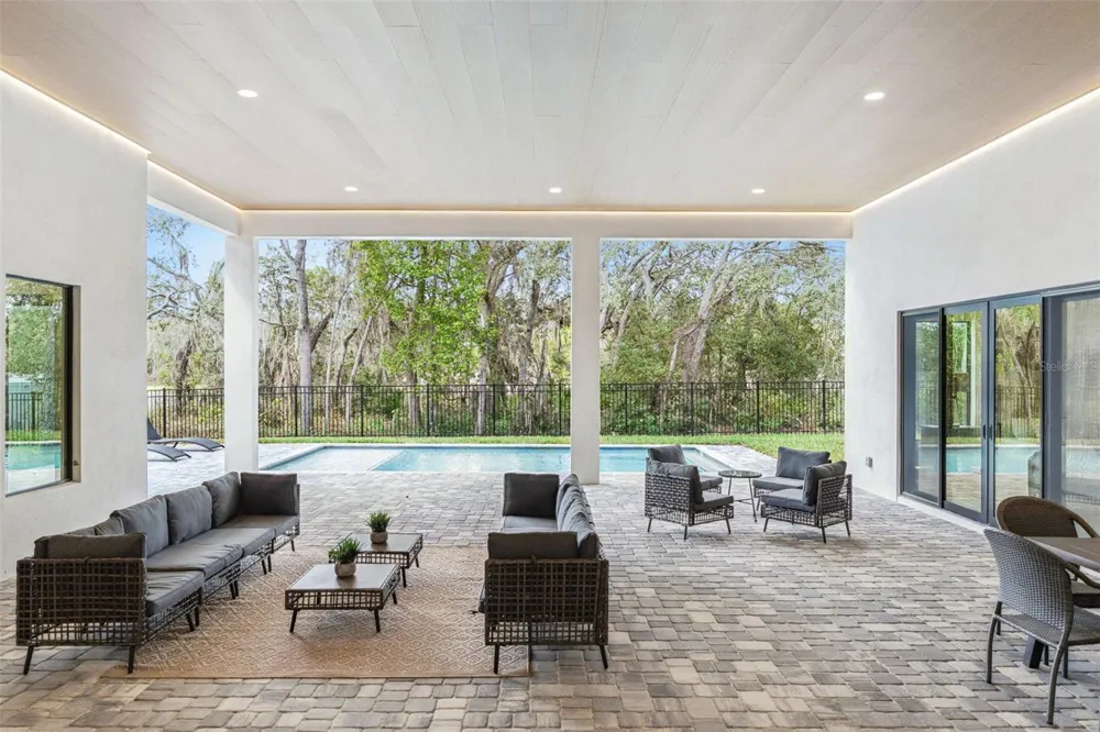 1447 BIRD ROAD Winter Springs, FL 32708