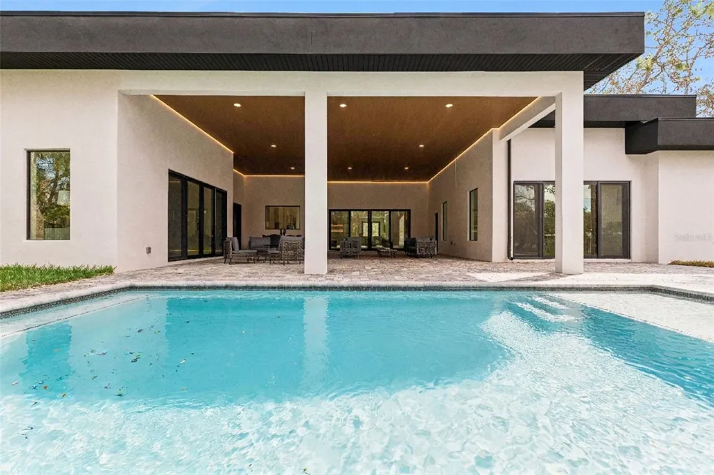 1447 BIRD ROAD Winter Springs, FL 32708
