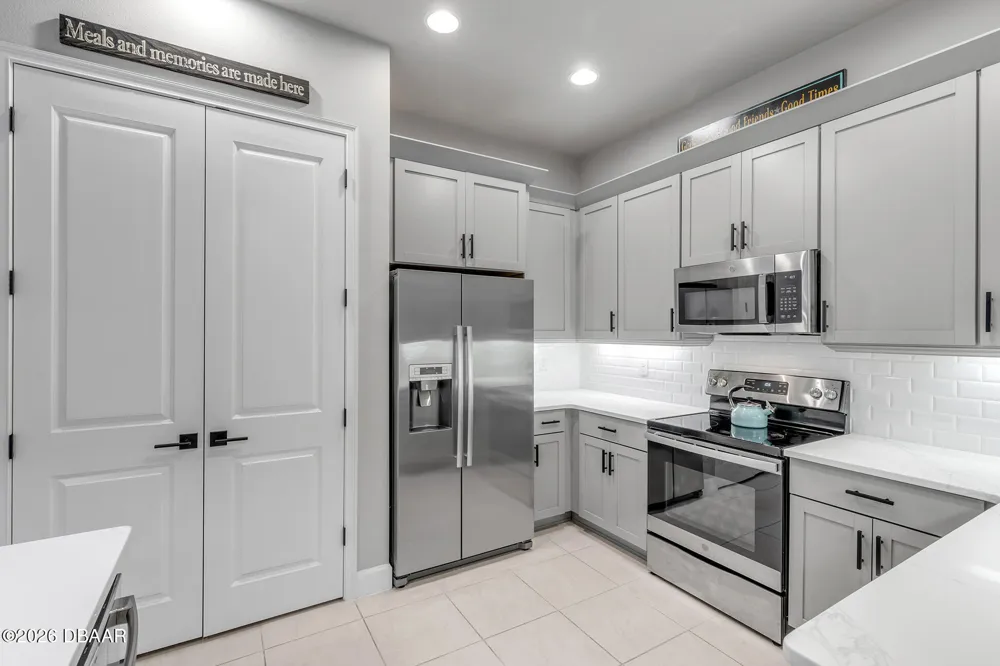 13 Newhaven Lane Ormond Beach, FL 32174