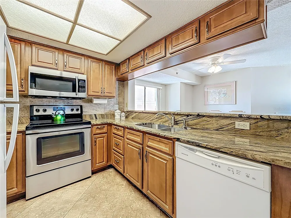18450 GULF BOULEVARD #401 Indian Shores, FL 33785