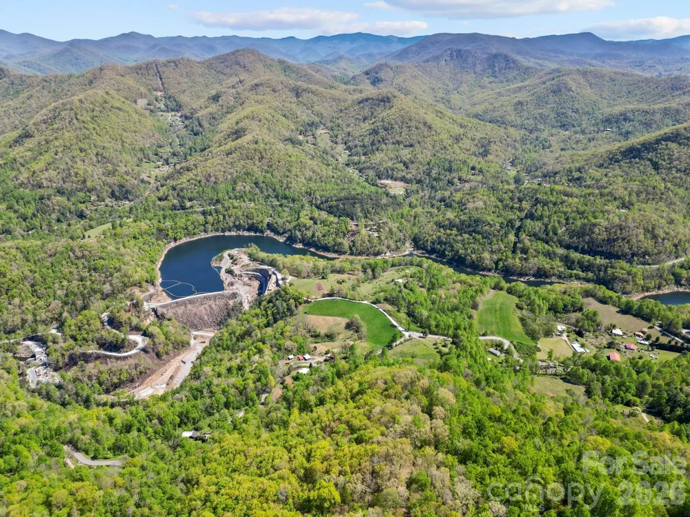 0000 Oat Field Road #5B Tuckasegee, NC 28783