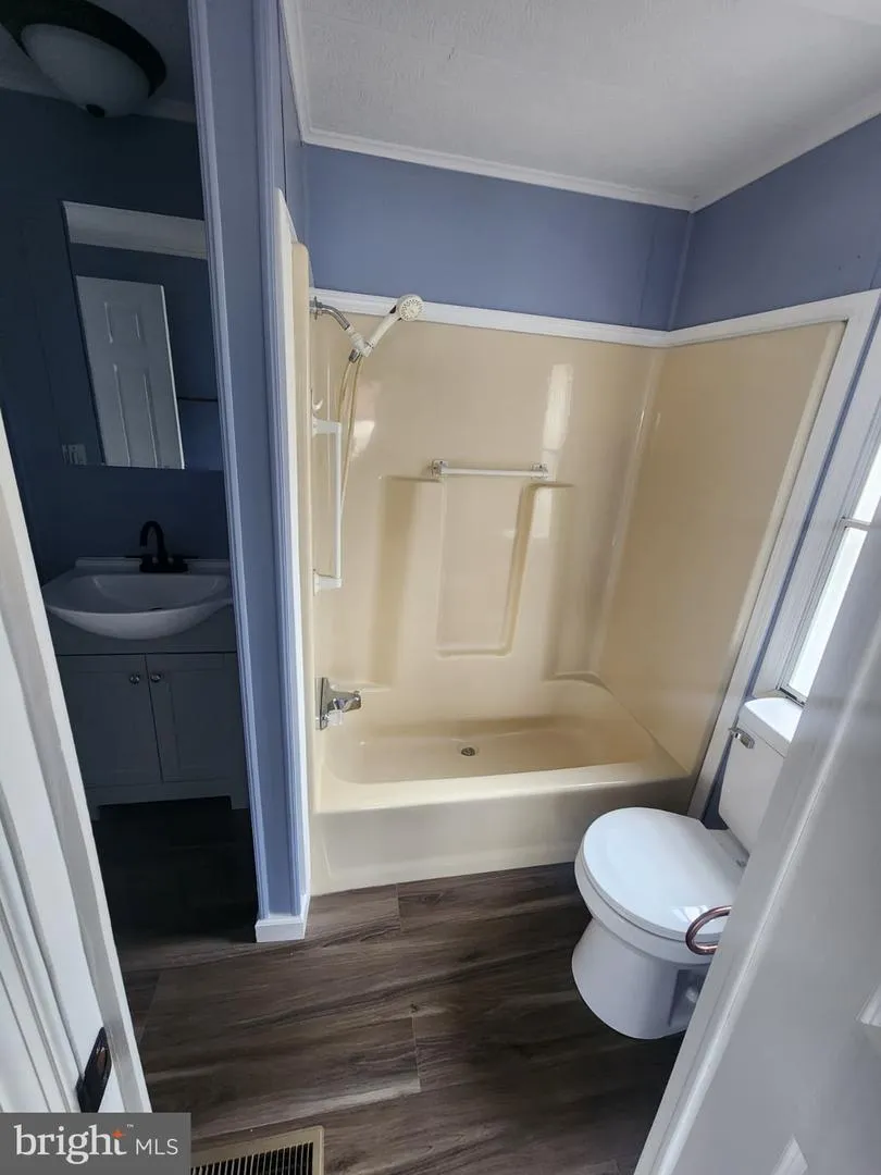4191 LAKE RD #48 Newfield, NJ 08344