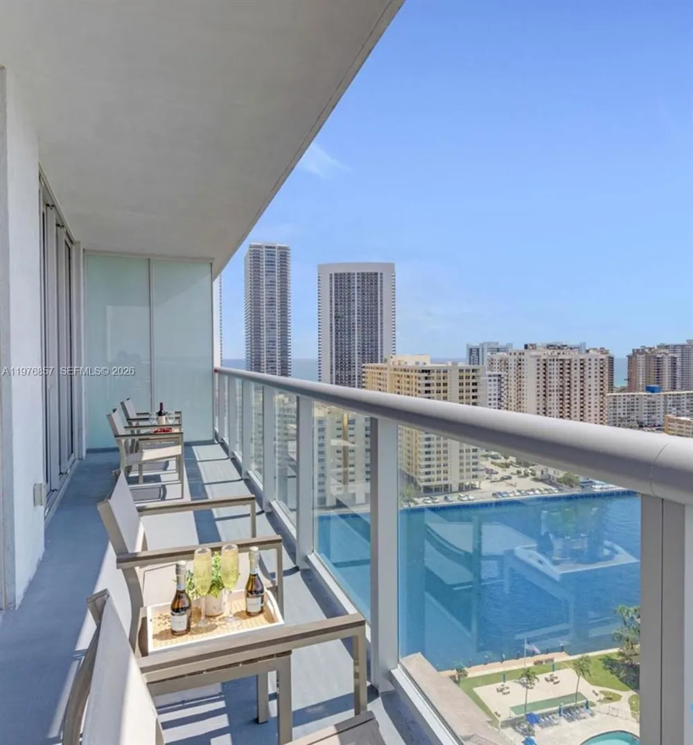 2602 E Hallandale Beach Blvd #R3009 Hallandale Beach, FL 33009
