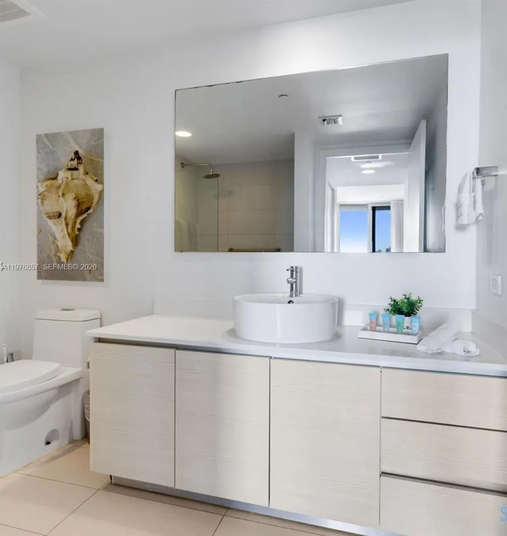 2602 E Hallandale Beach Blvd #R3009 Hallandale Beach, FL 33009