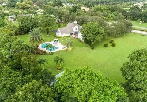 13500 SW 55th St