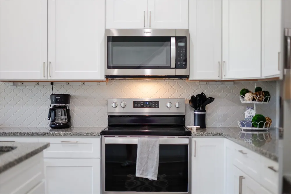 524 Palmer Drive Point Venture, TX 78645