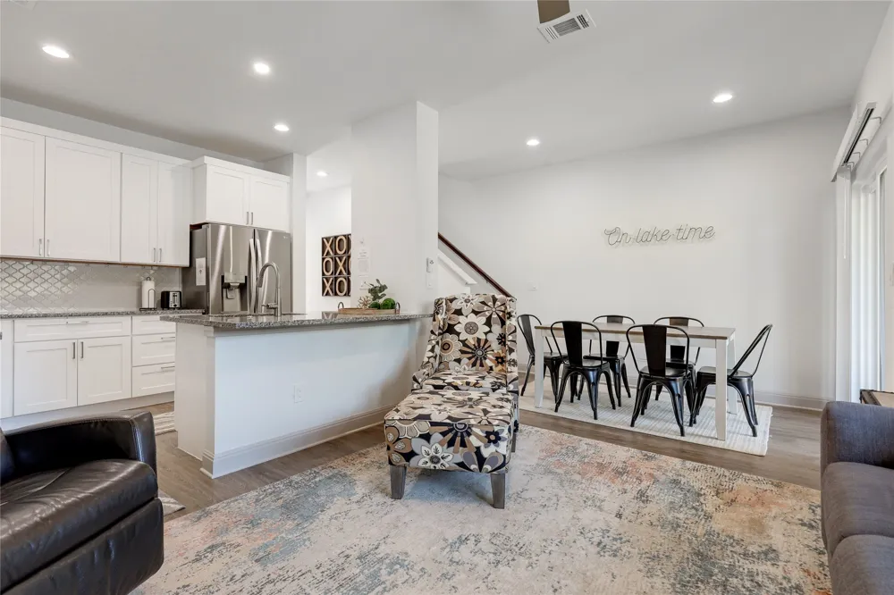 524 Palmer Drive Point Venture, TX 78645