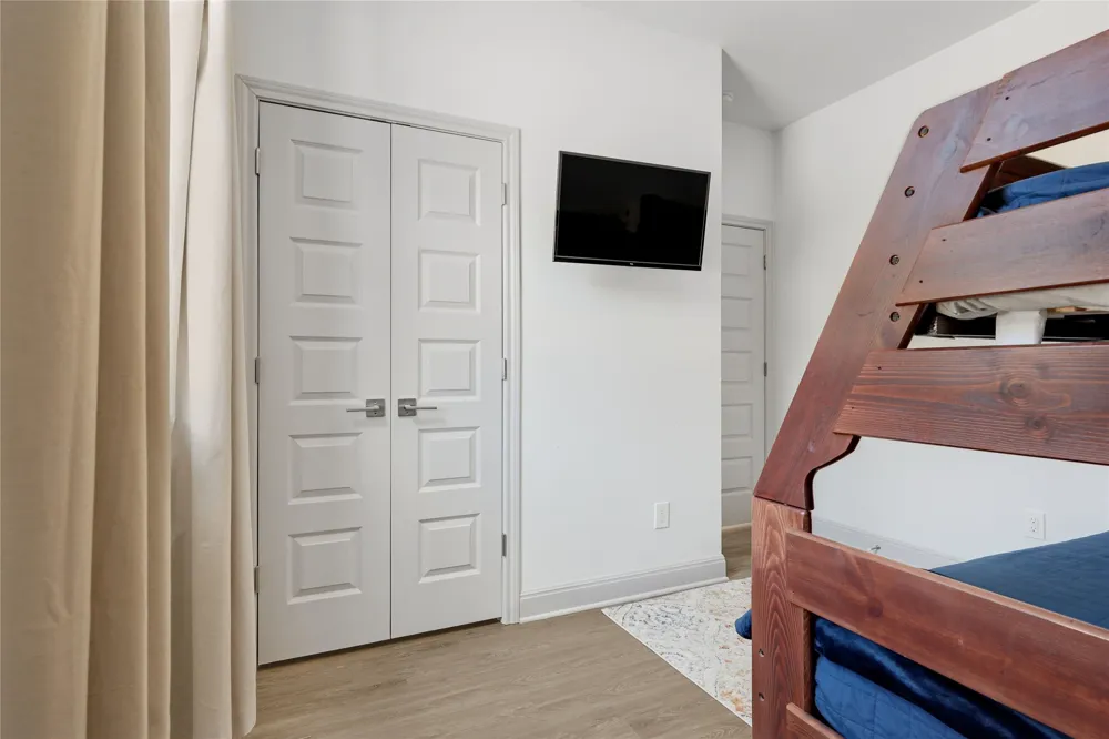 524 Palmer Drive Point Venture, TX 78645