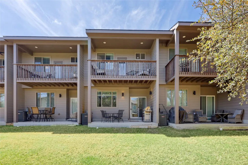 524 Palmer Drive Point Venture, TX 78645