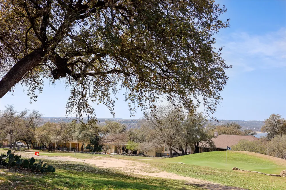 524 Palmer Drive Point Venture, TX 78645