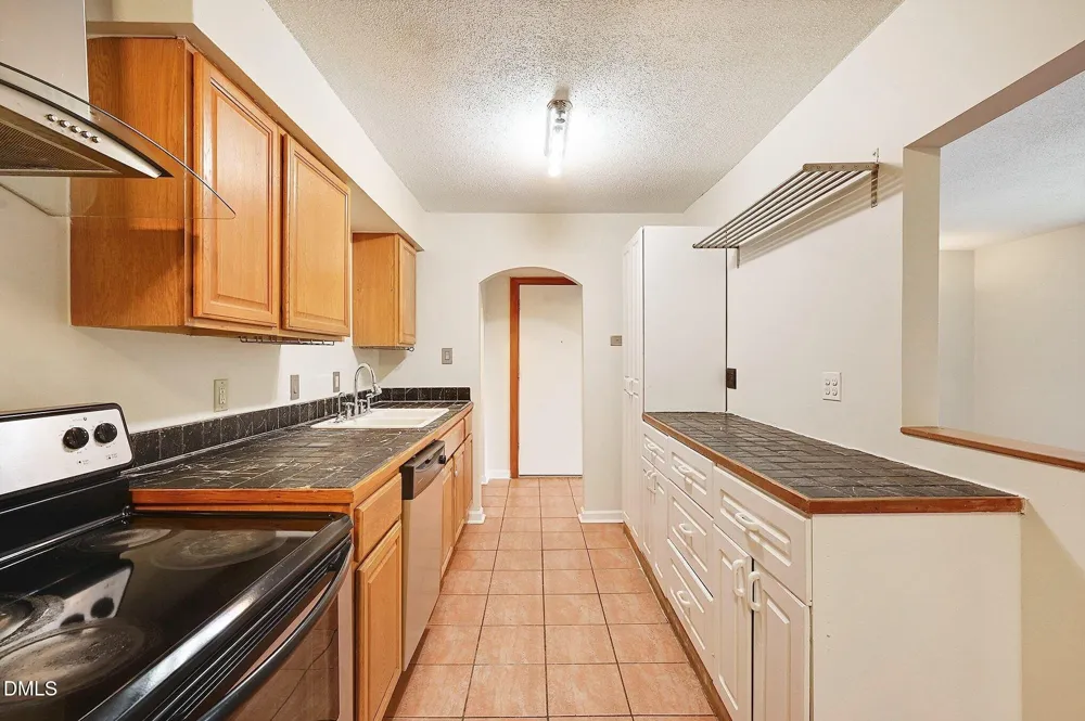 501 Jones Ferry Road #Unit N9 Carrboro, NC 27510