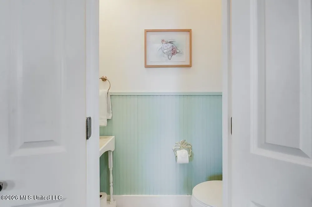 139 Sarahs Lane Waveland, MS 39576