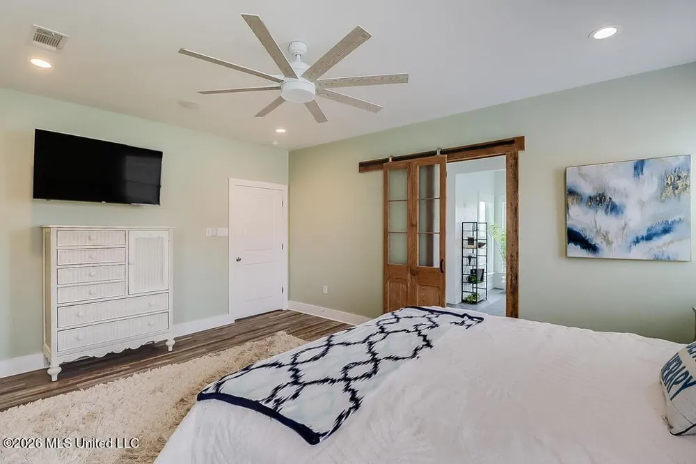 139 Sarahs Lane Waveland, MS 39576