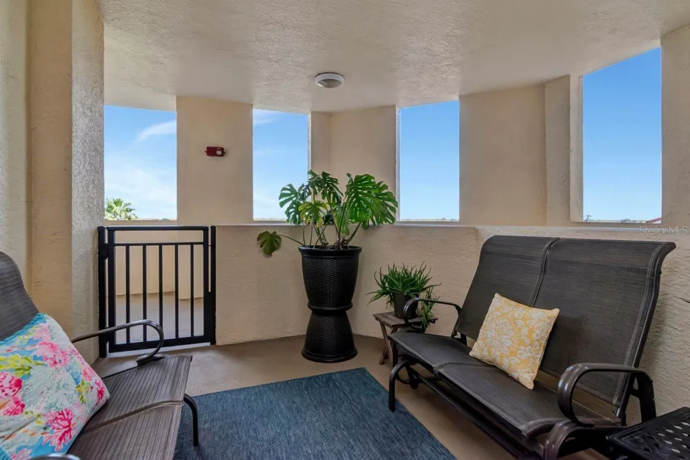 5823 BOWEN DANIEL DRIVE #604 Tampa, FL 33616