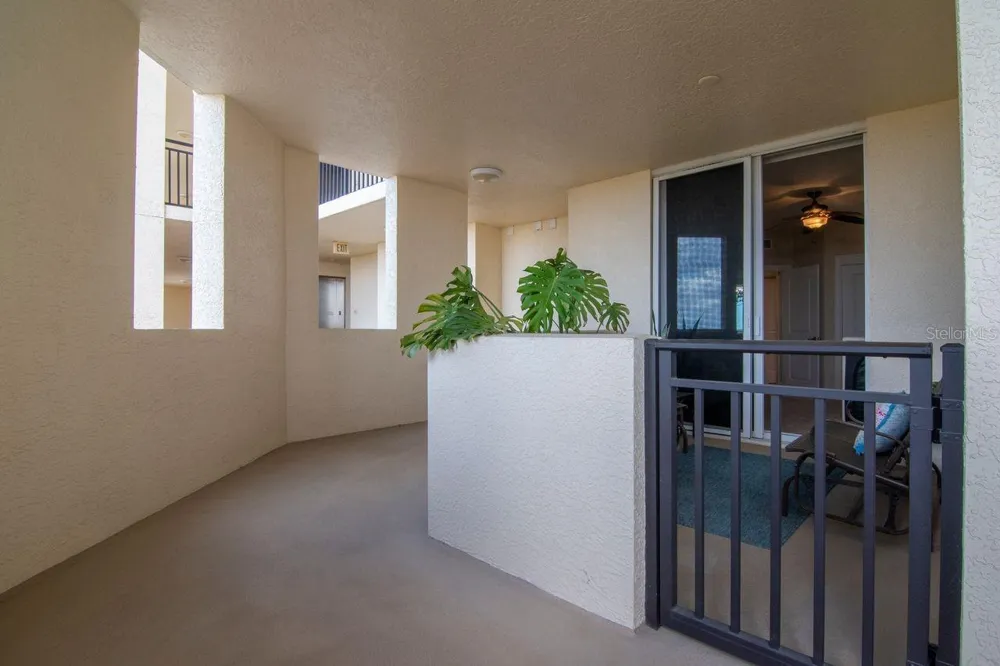 5823 BOWEN DANIEL DRIVE #604 Tampa, FL 33616