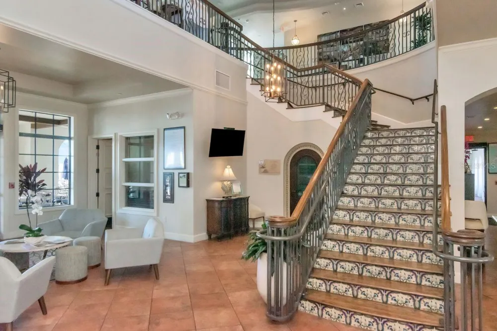 5823 BOWEN DANIEL DRIVE #604 Tampa, FL 33616