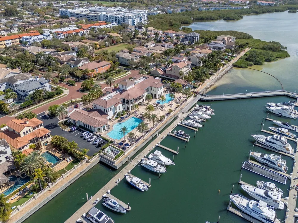 5823 BOWEN DANIEL DRIVE #604 Tampa, FL 33616