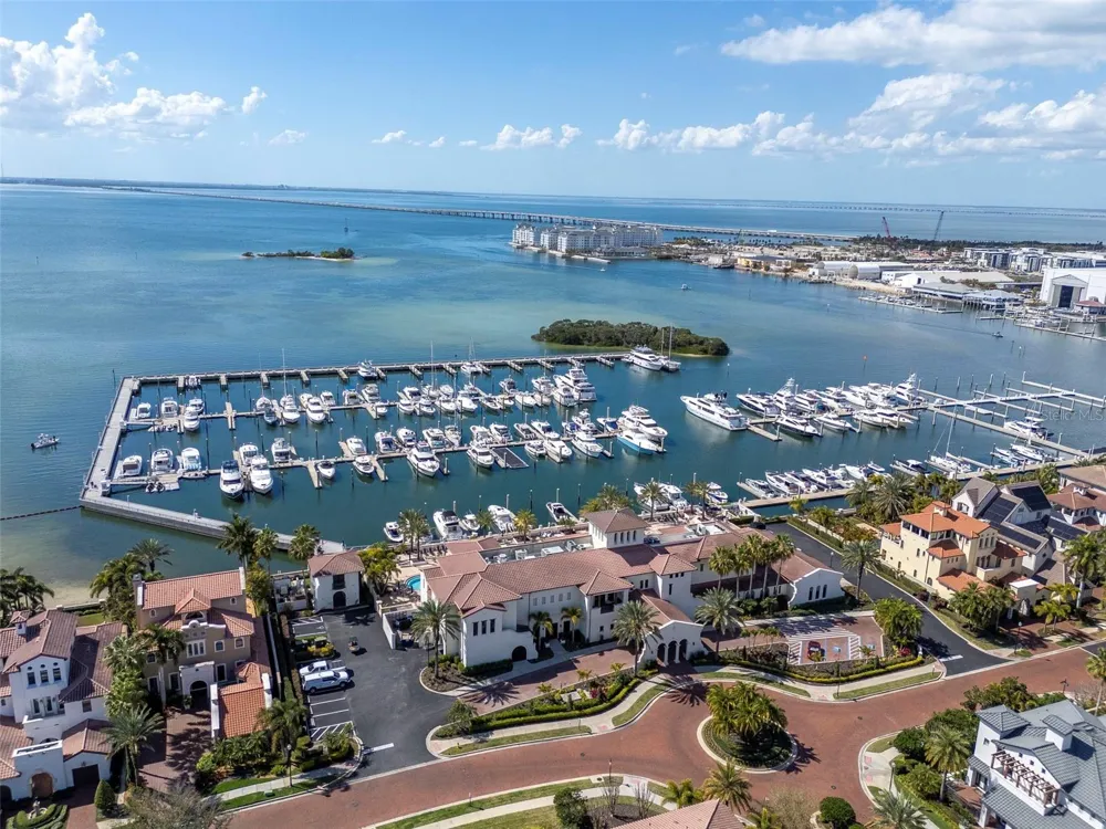 5823 BOWEN DANIEL DRIVE #604 Tampa, FL 33616