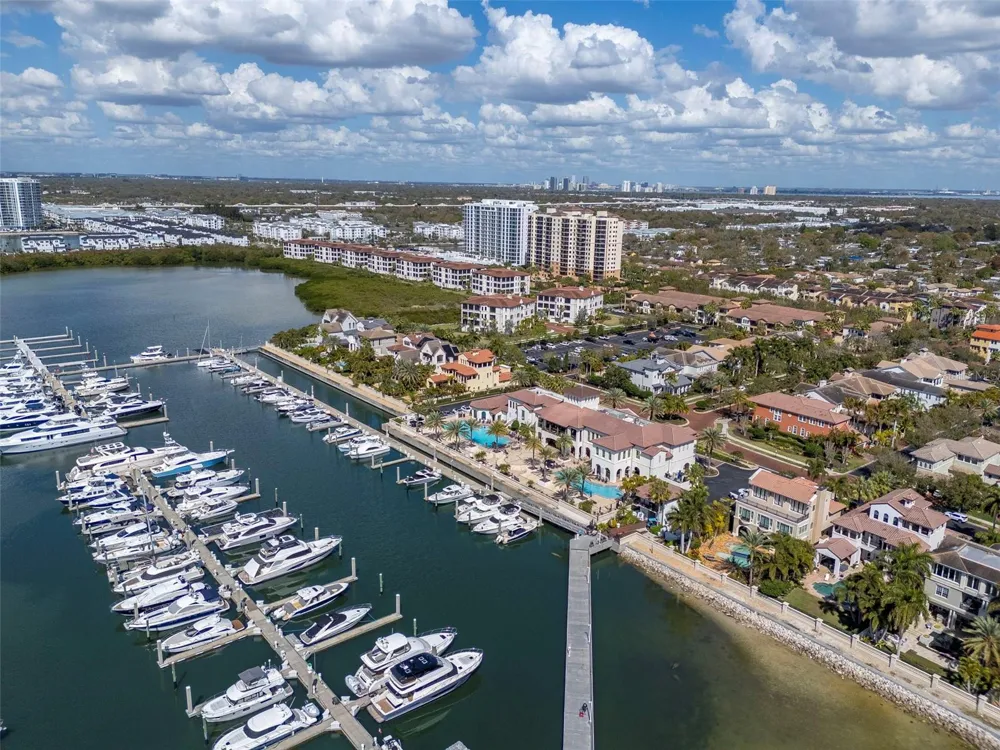 5823 BOWEN DANIEL DRIVE #604 Tampa, FL 33616