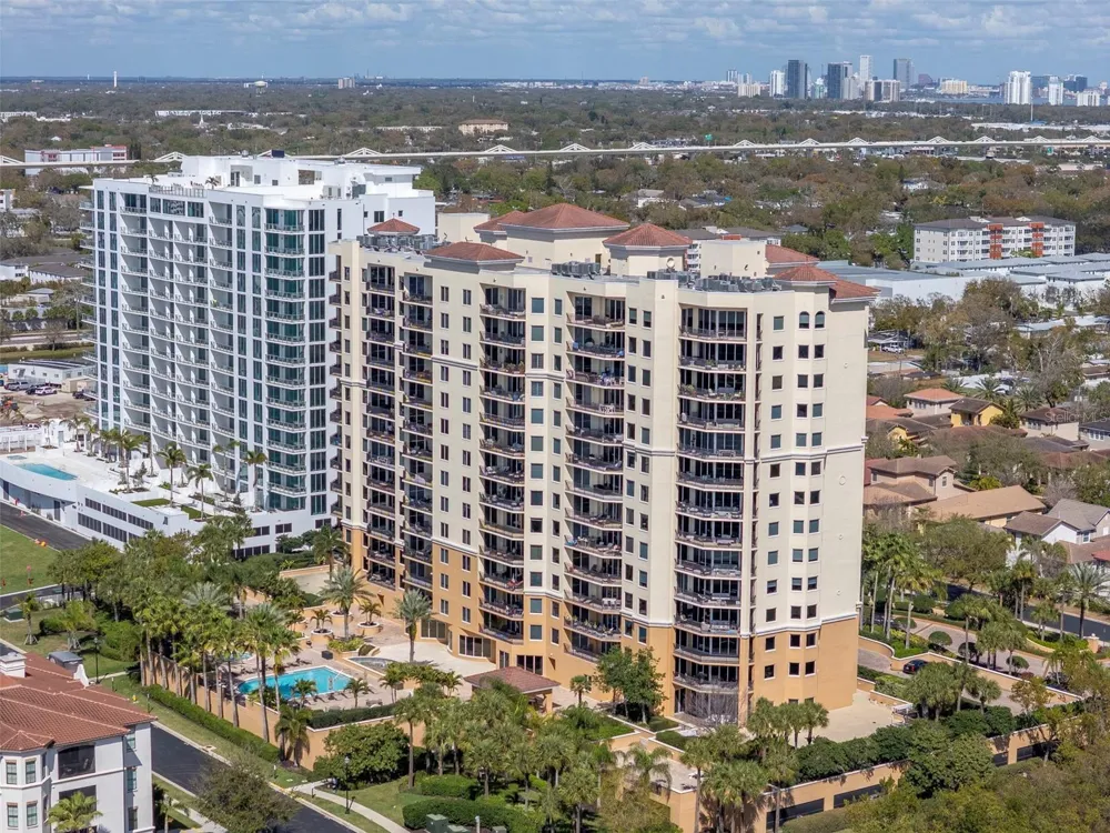 5823 BOWEN DANIEL DRIVE #604 Tampa, FL 33616
