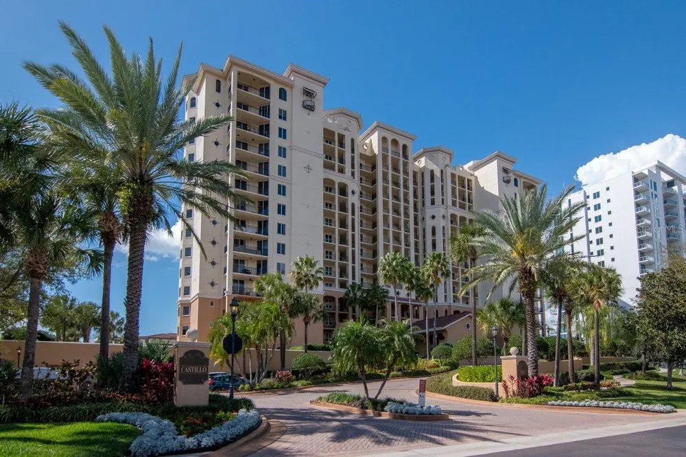 5823 BOWEN DANIEL DRIVE #604 Tampa, FL 33616