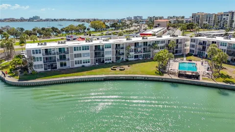 7401 BAY ISLAND DRIVE S #232