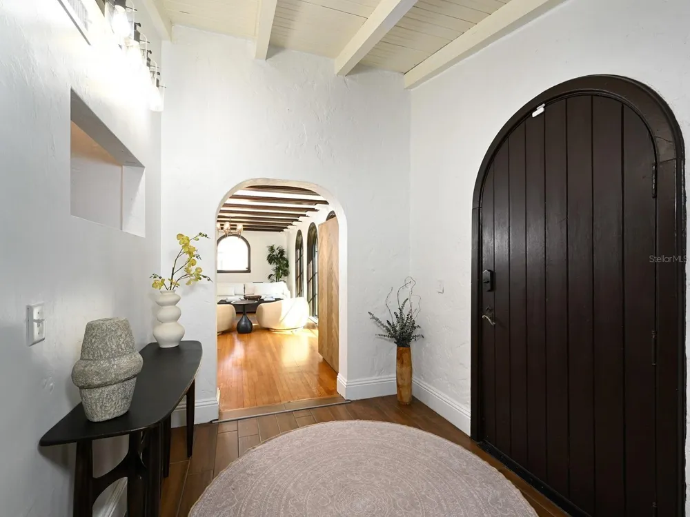 6251 10TH AVENUE S Gulfport, FL 33707