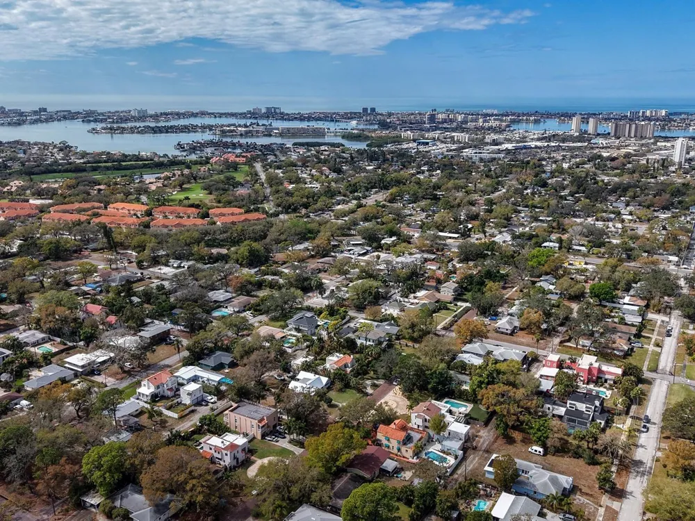 6251 10TH AVENUE S Gulfport, FL 33707