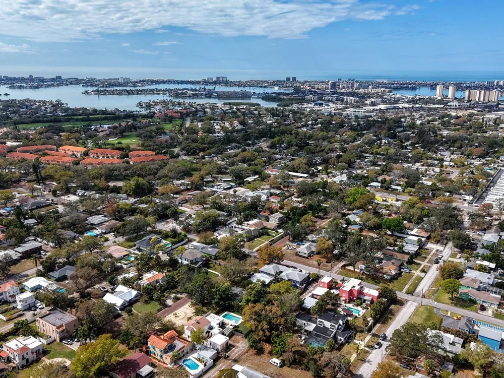 6251 10TH AVENUE S Gulfport, FL 33707