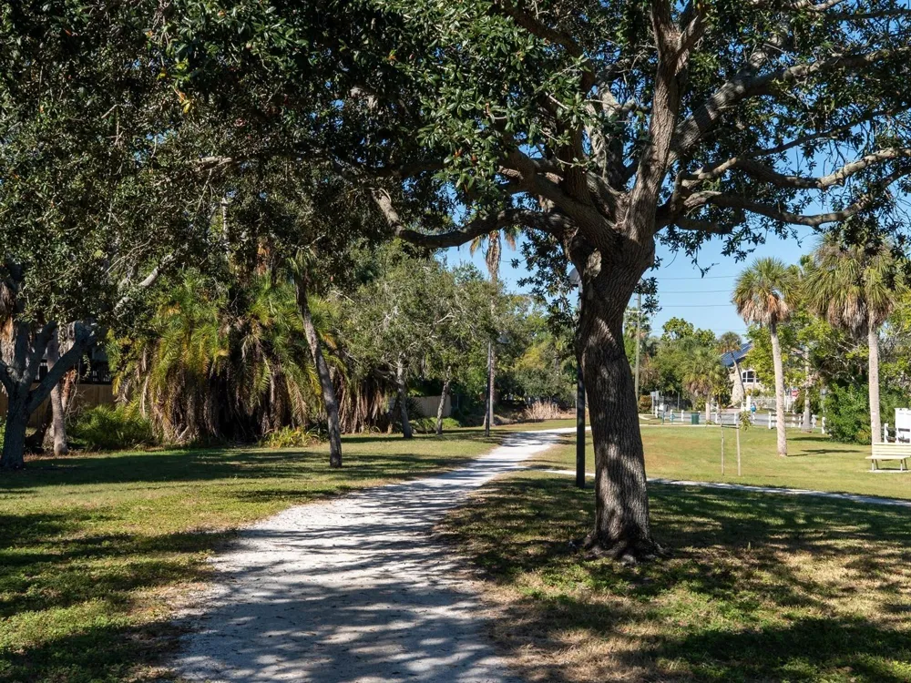 6251 10TH AVENUE S Gulfport, FL 33707