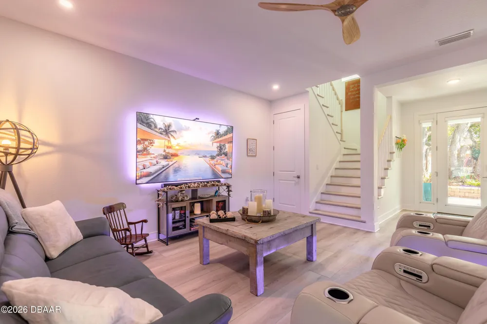 68 Glenview Avenue Ponce Inlet, FL 32127