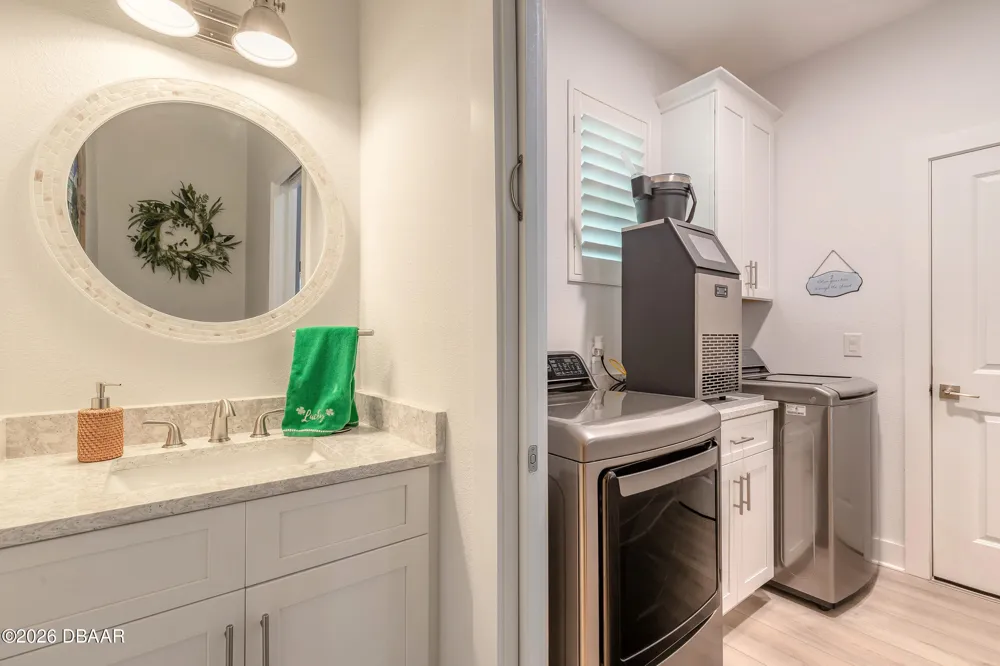 68 Glenview Avenue Ponce Inlet, FL 32127