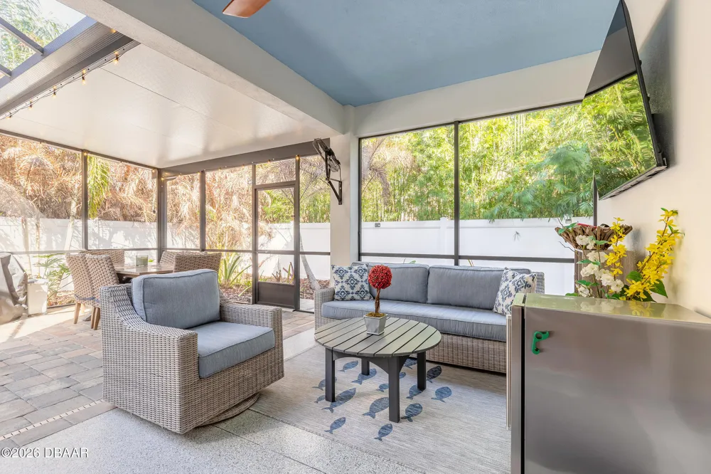 68 Glenview Avenue Ponce Inlet, FL 32127