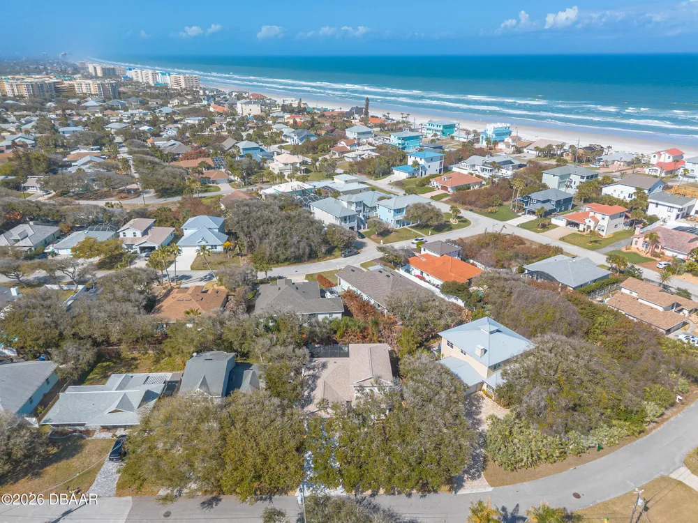 68 Glenview Avenue Ponce Inlet, FL 32127